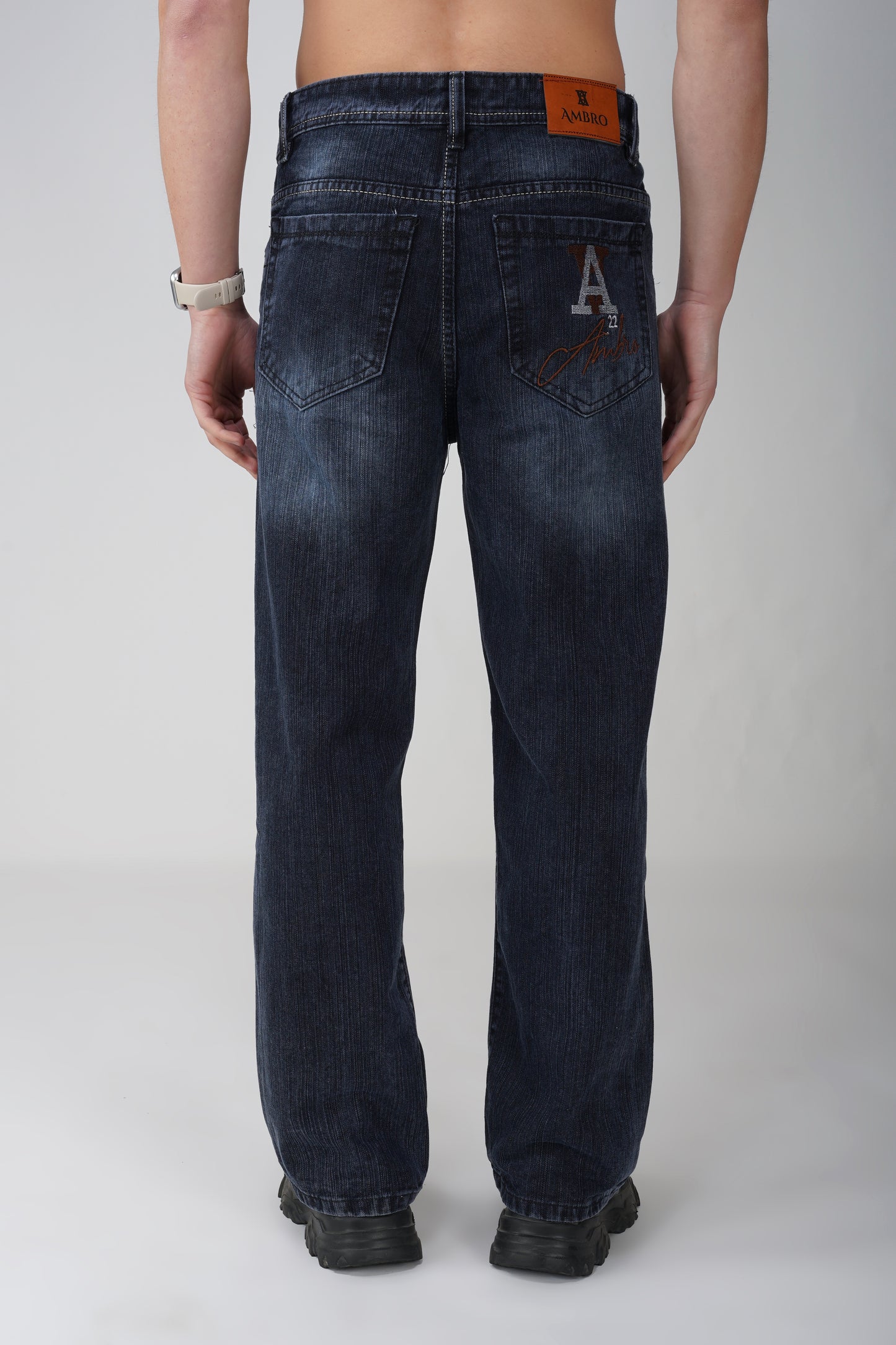 Smoky Black Distressed Baggy Jeans
